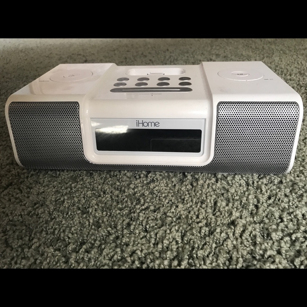 iHome sound dock